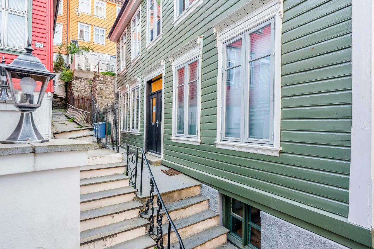 Lo Apartments Bergen Bagian luar foto